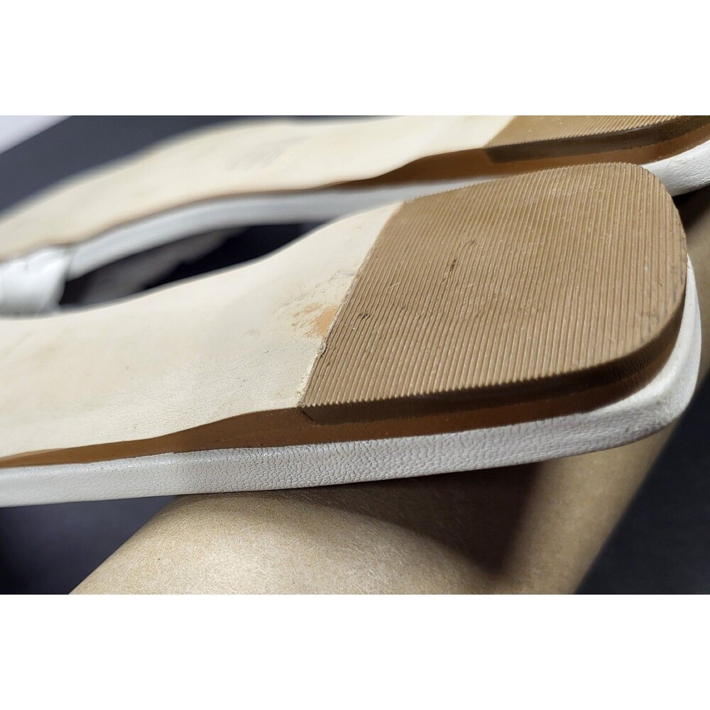 Saks Fifth Avenue White Woven Leather Mules/Sandals. Size 8 - Picture 10 of 13